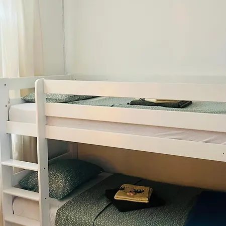 Vimaju Apartman *