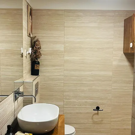 Vimaju Apartman